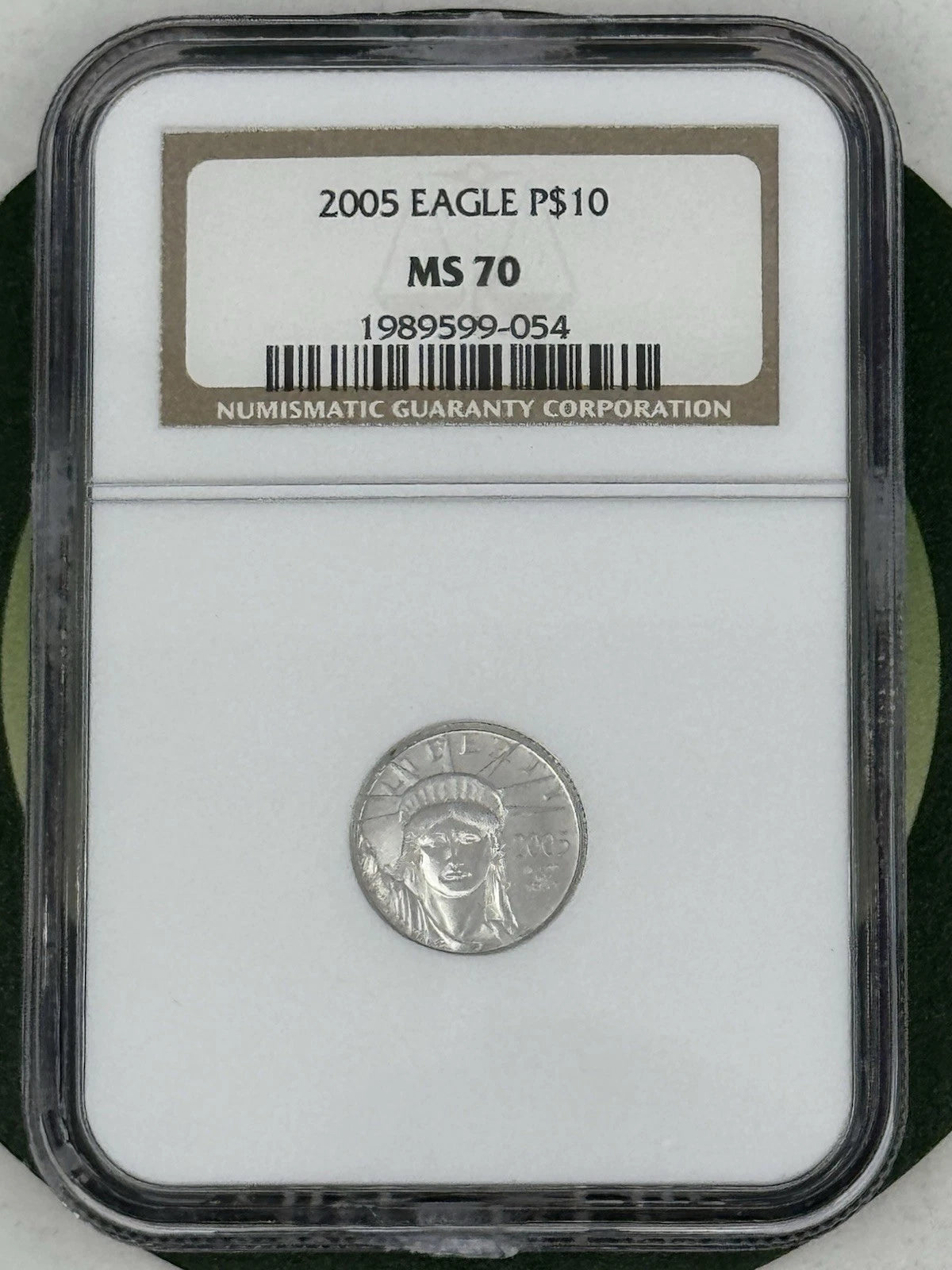 2005 $10 American Platinum Eagle 1/10 oz NGC MS70
